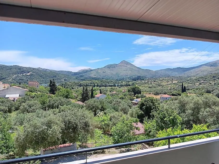 Villa Giovani-Entire 1St Floor House With Pool Tzanata Holiday home