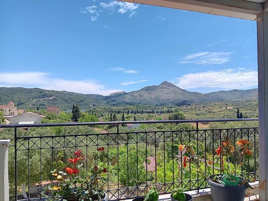 Villa Giovani-Entire 1St Floor House With Pool Tzanata