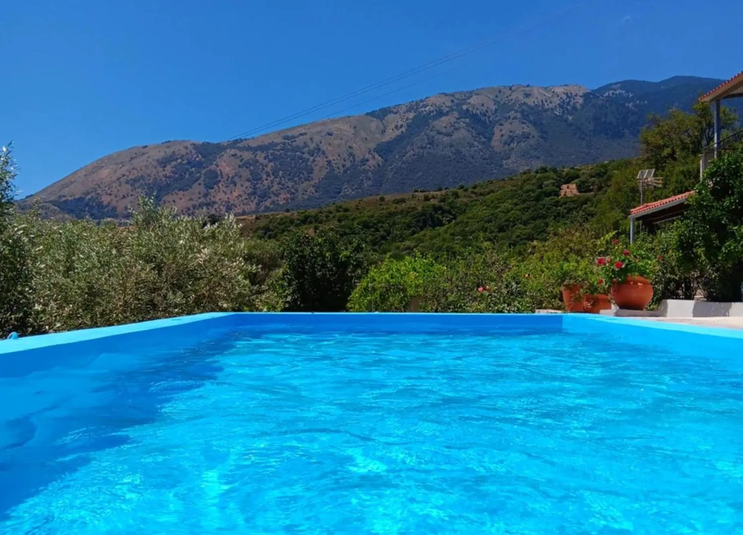 Villa Giovani-Entire 1St Floor House With Pool Tzanata